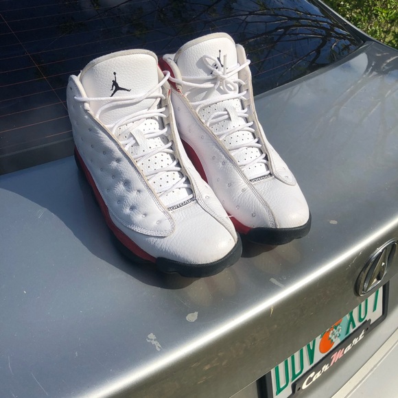 Jordan Chicago 13s - Picture 3 of 7